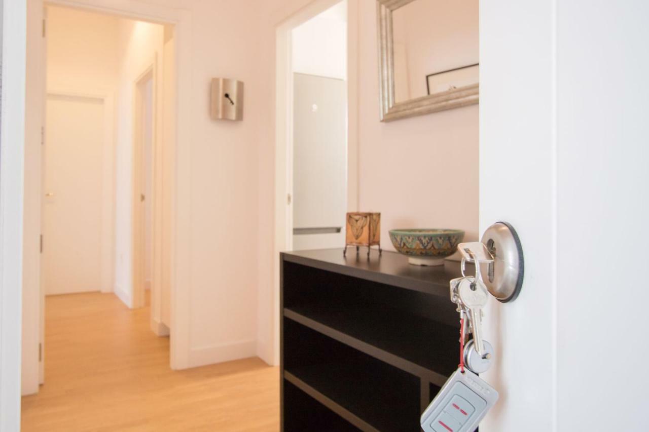 Murallas De Sevilla Apartamento Con Garaje 4 Pax Bagian luar foto