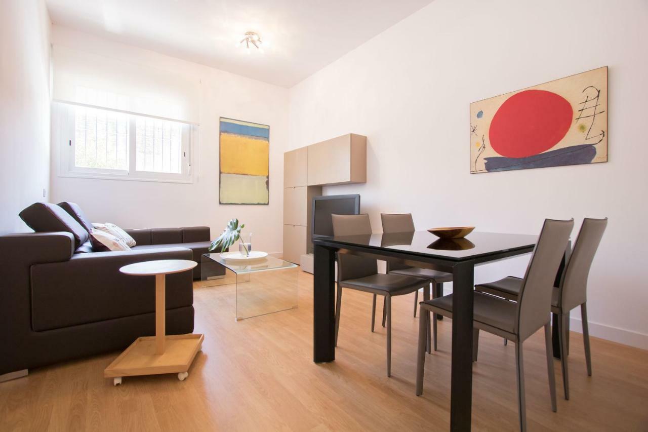 Murallas De Sevilla Apartamento Con Garaje 4 Pax Bagian luar foto
